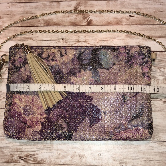 “Urban Expressions” beautiful floral texture bag/clutch w/removable chain NWOT - Picture 4 of 9